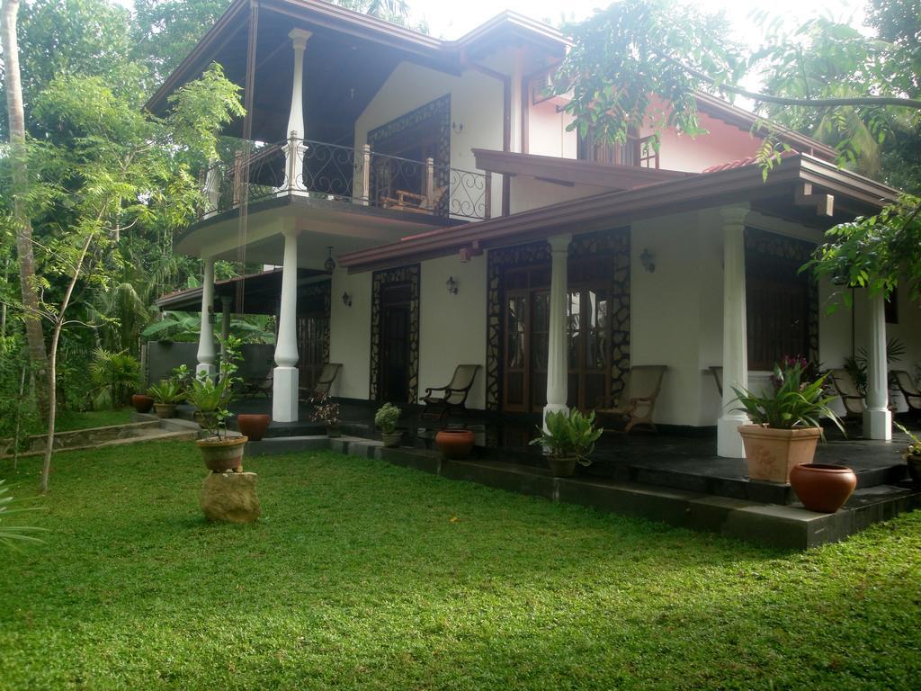 Priyanka Villa Bentota Phòng bức ảnh