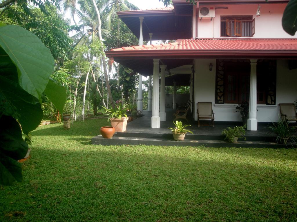 Priyanka Villa Bentota Phòng bức ảnh