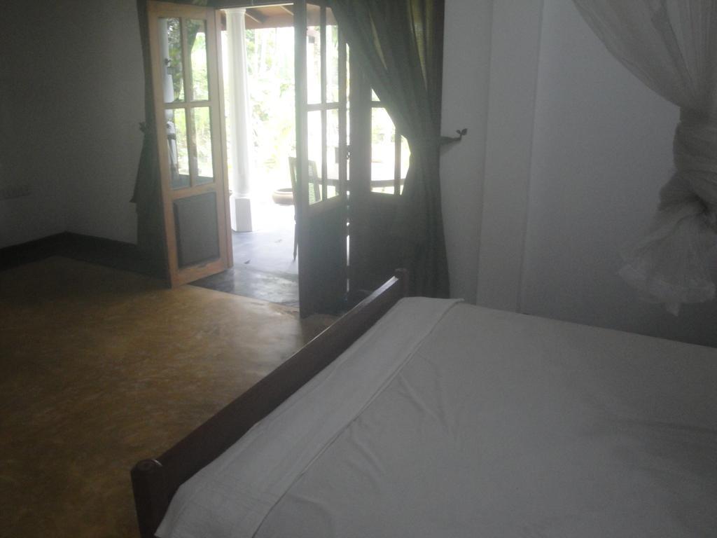 Priyanka Villa Bentota Phòng bức ảnh