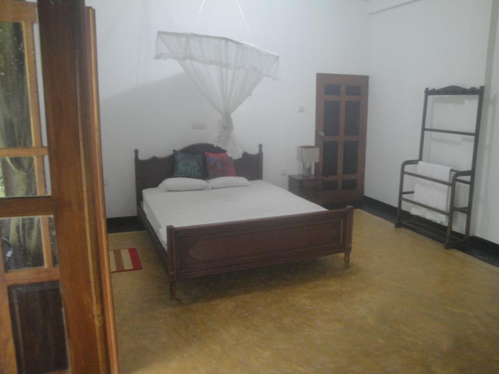 Priyanka Villa Bentota Phòng bức ảnh