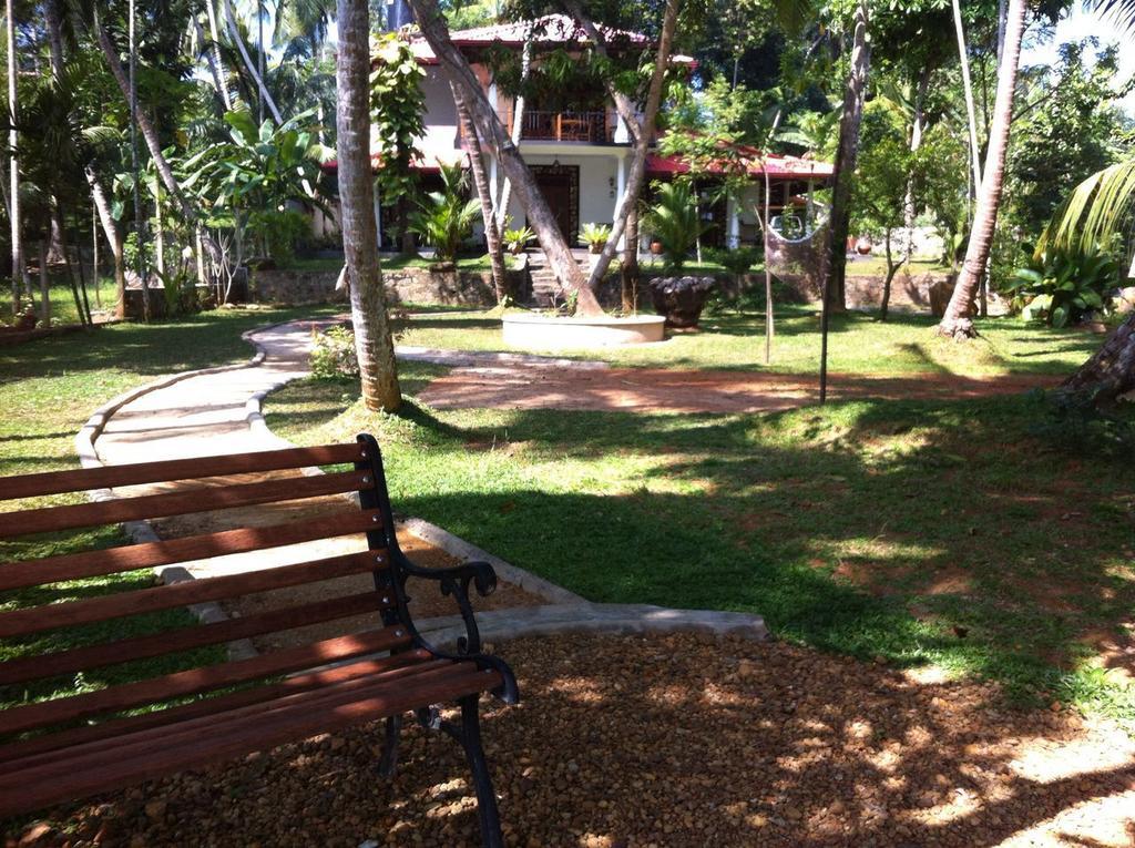Priyanka Villa Bentota Ngoại thất bức ảnh