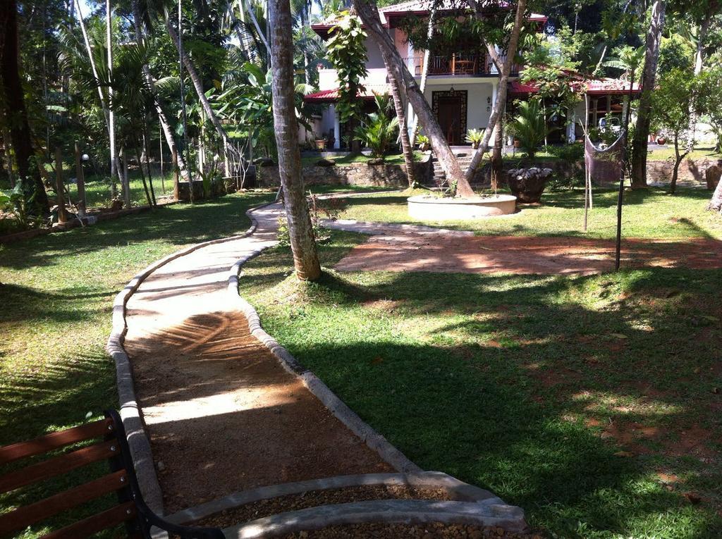 Priyanka Villa Bentota Ngoại thất bức ảnh